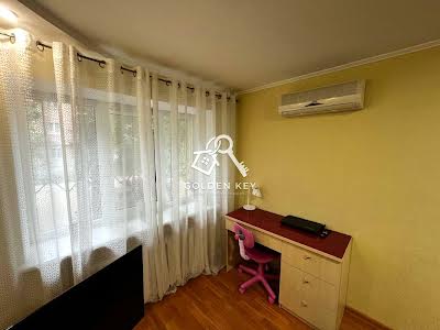 квартира за адресою Музична вул., 8