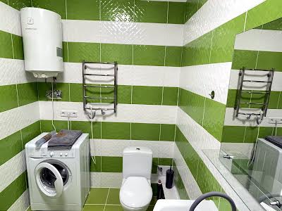 квартира за адресою Любомира Гузара просп. (Космонавта Комарова), 46Б