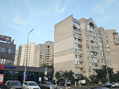 квартира за адресою Драгоманова вул., 31