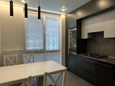 квартира по адресу Сичинского ул., 5