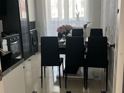 квартира за адресою Василя Стуса вул., 30