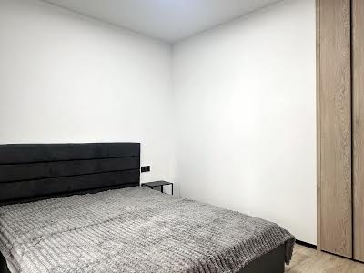 квартира за адресою Шолуденка вул., 30