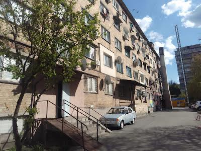 кімната за адресою Науки просп., 96