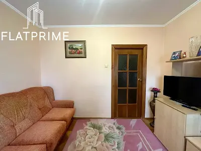 квартира за адресою Срібнокільська вул., 8