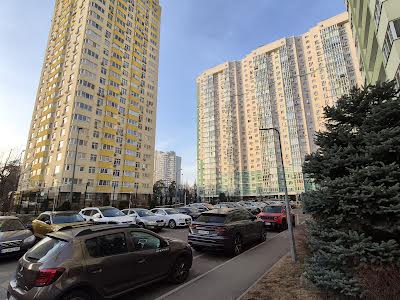 квартира за адресою Воскресенська вул., 18