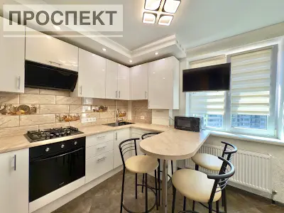 квартира за адресою Михайла Лушпи просп., 5 к21/1