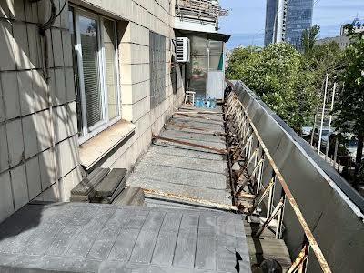 квартира за адресою Лесі Українки бульв., 12