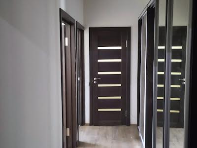 квартира за адресою Приозерний бульв., 3