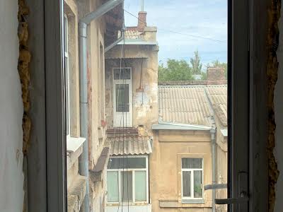 квартира за адресою Одеса, Серова, 4