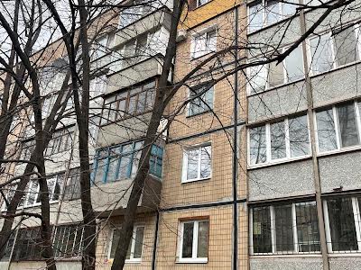 квартира за адресою Співдружності вул., 98