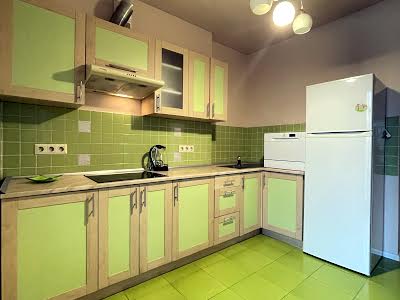 квартира за адресою Регенераторна вул., 4