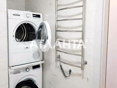 квартира за адресою Новоберегова вул., 12а
