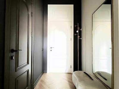 квартира за адресою Михайлівська вул., 22А