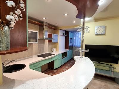 квартира за адресою Робоча, 152