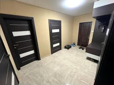 квартира за адресою Бориса Гмирі вул., 12-Б
