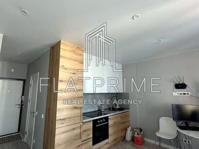 квартира за адресою Регенераторна вул., 4