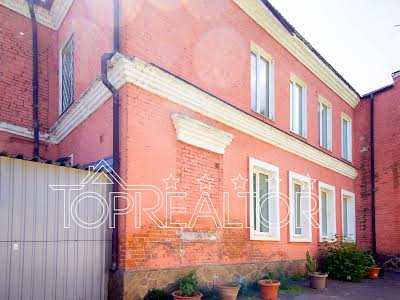 комерційна за адресою Академика Богомольца, 2