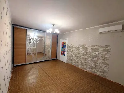 квартира за адресою Вишняківська вул., 5