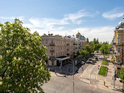 квартира по адресу Киев, Хмельницкого Богдана ул., 42