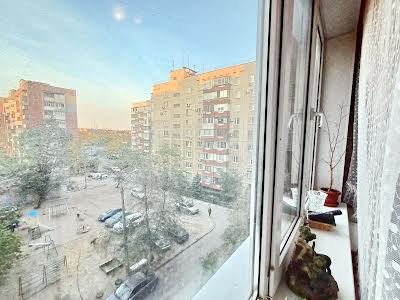 квартира за адресою Автозаводська, 6А