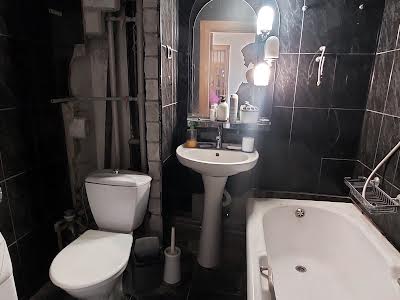 квартира по адресу Леся Сердюка ул. (Командарма Корка), 20