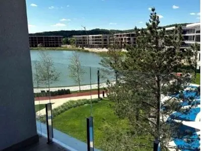 квартира за адресою Паркова, 1