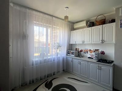 квартира за адресою Миколаївська дорога вул., 3