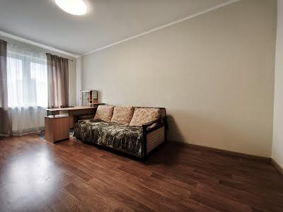 квартира по адресу Софии Русовой ул., 5-Б