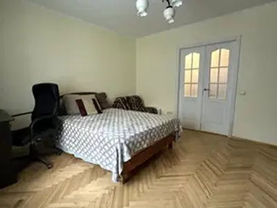 квартира по адресу Авиаконструктора Антонова ул., 7