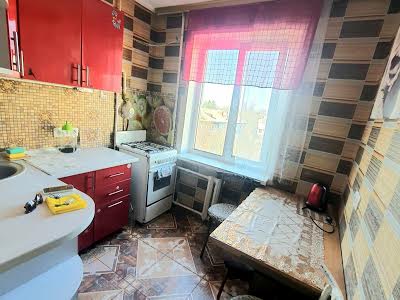 квартира за адресою Зодчих вул., 4