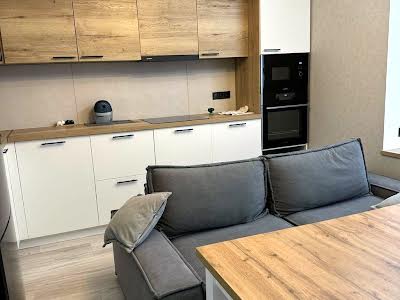 квартира за адресою Авіахімічна вул., 7