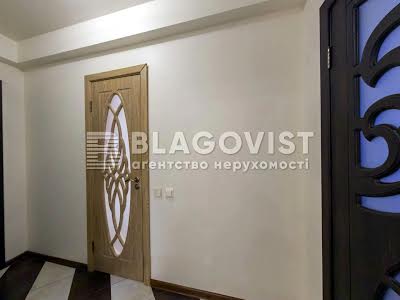 квартира за адресою Урлівська вул., 19