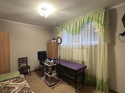 будинок за адресою Євгена Чикаленка вул., 48