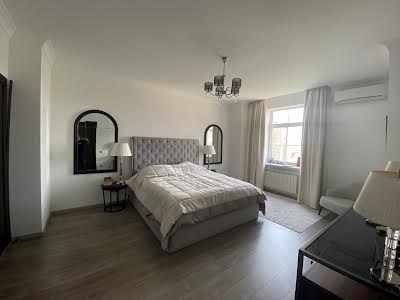 квартира за адресою Олеся Гончара вул., 35