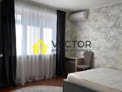 квартира за адресою Олександра Бідного вул., 5