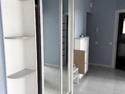 квартира за адресою Велика Кільцева вул., 9