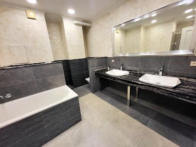 квартира за адресою Отрадна вул., 13