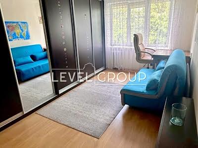 квартира за адресою Воскресенська вул., 7