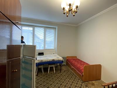 квартира за адресою Миколи Зерова вул., 13