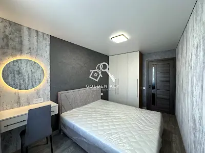 квартира за адресою Петра Дорошенка вул. (Блюхера), 5