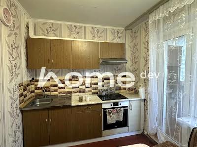 квартира за адресою Автозаводська вул., 67