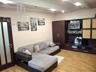 квартира за адресою Ольжича вул., 11
