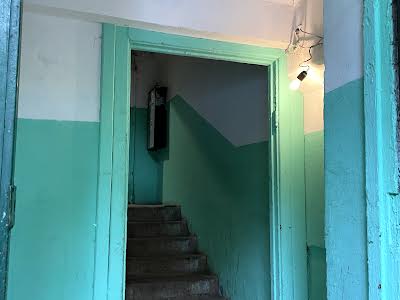 квартира за адресою Романа Ратушного вул. (Волгоградська), 31