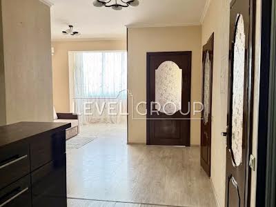 квартира за адресою Автозаводська вул., 29-А