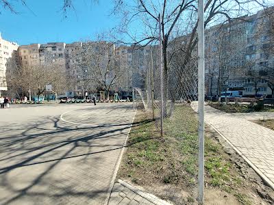 квартира за адресою Євгена Чикаленка вул., 56