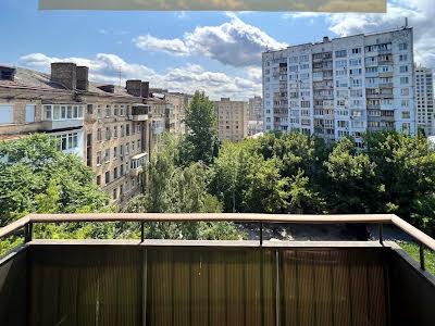 квартира за адресою Тарасівська вул., 16