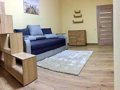 квартира за адресою Героїв Небесної Сотні просп., 38