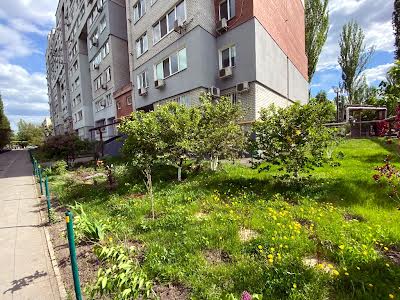квартира за адресою Набережна Перемоги вул., 136-А