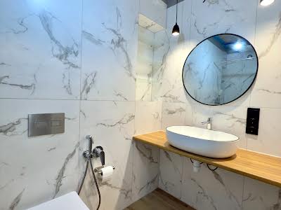 квартира за адресою Чорновола вул., 55