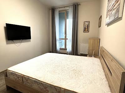 квартира за адресою Під Дубом вул. (Космонавтів), 26-Б